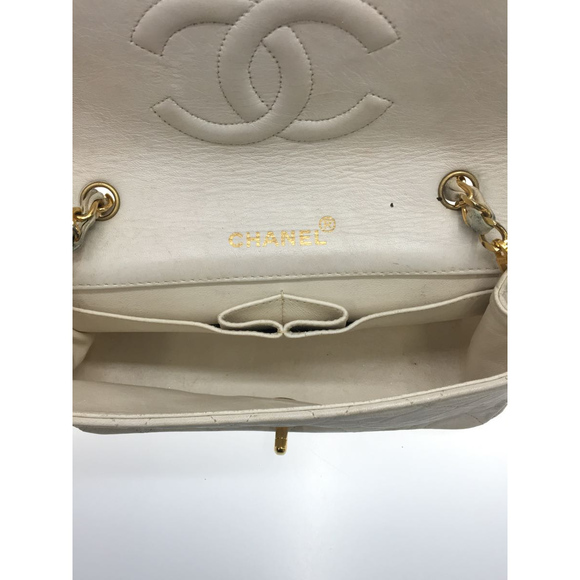 Chanel Leather Matelasse Lamb Chain Shoulder Bag - Picture 5 of 7